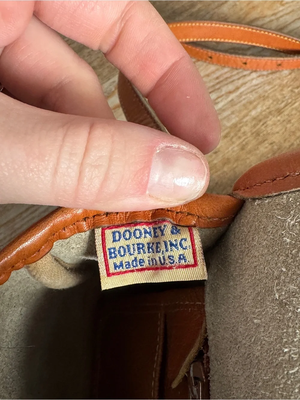 Vintage Dooney & Bourke AWL Equestrian Crossbody Natural Cream British Tan Brass